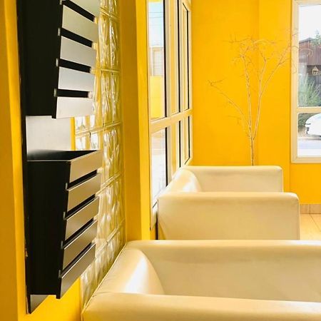 Hotel Tandil プエルト・マドリン エクステリア 写真