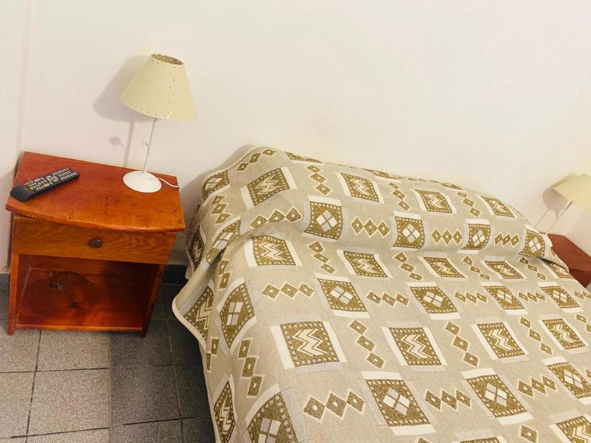 Hotel Tandil プエルト・マドリン エクステリア 写真